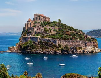 Castello Aragonese auf Ischia © Yevgen Belich-fotolia.com