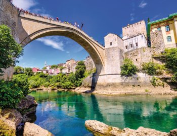 Historische Brücke Stari Most in Mostar © Boris Stroujko - stock.adobe.com