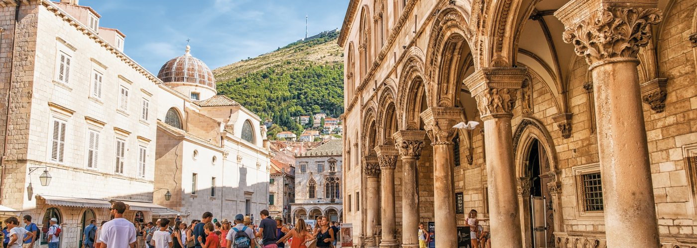 Am Rektorenpalast in Dubrovnik